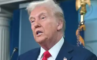 Президент США Дональд Трамп заявил, что у Ирана осталось 48 часов для заключения сделки, иначе на страну "обрушится весь ад". Он также подчеркнул, что в случае отказа Иран должен будет открыть Ормузский пролив. Эти заявления подчеркивают нарастающее напря