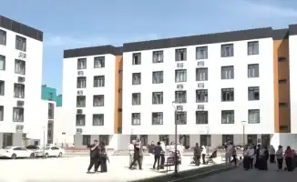 Жильцы нового ЖК в Алматы в шоке: плесень, трещины и протекающая крыша в доме, сданном всего три года назад