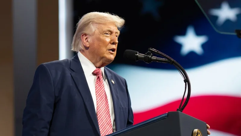 Трамп угрожает 'массированными бомбардировками' после окончания перемирия с Ираном: возможные социальные последствия для международных отношений Атырау