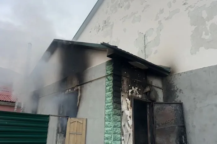 Атырау: детей эвакуировали из горящего детского сада Атырау