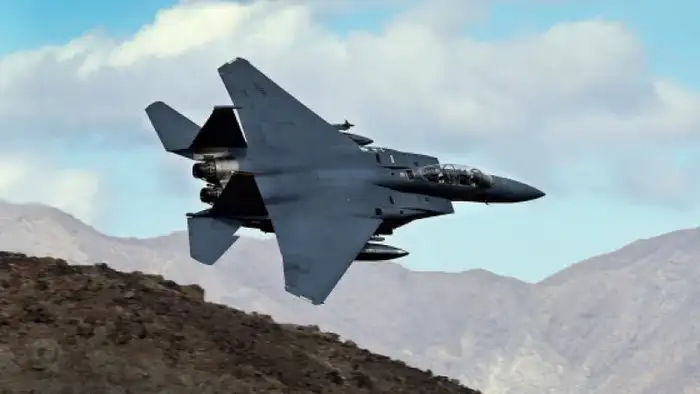 Спасение пилотов F-15E: новые вызовы для американской военной стратегии в Иране Атырау