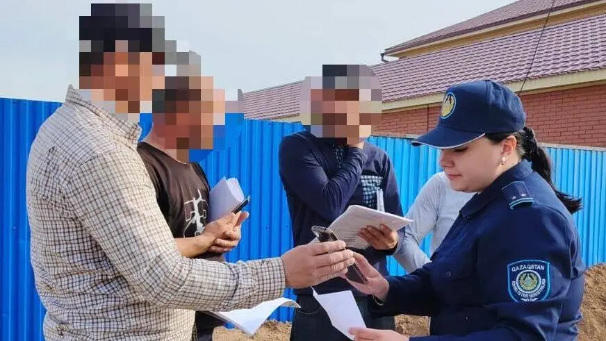 Ужесточение контроля за миграцией: 79 нарушений выявлено в ЗКО Атырау