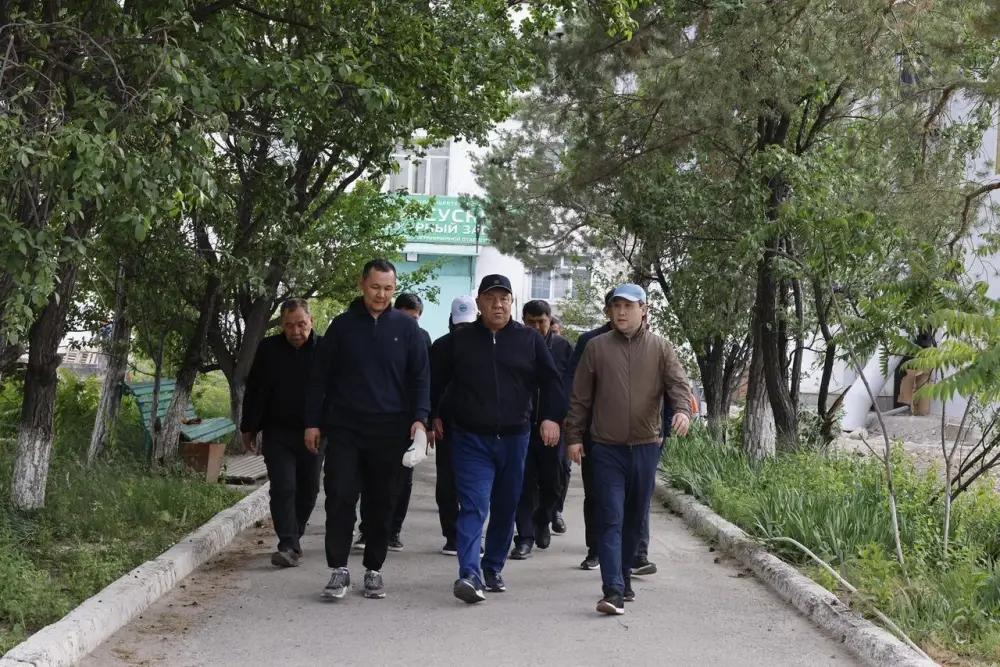 Кенжеханұлы проверил весенние работы в Жетісу Атырау