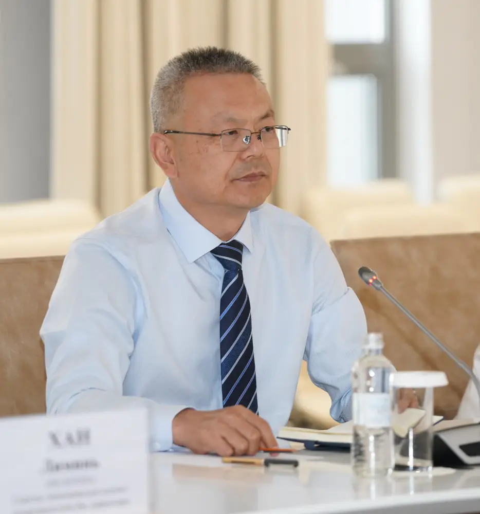 АКИМ ТУРКЕСТАНСКОЙ ОБЛАСТИ НУРАЛХАН КУШЕРОВ ПРОВЕЛ ПЕРЕГОВОРЫ С ИНОСТРАННЫМИ ИНВЕСТОРАМИ (3)