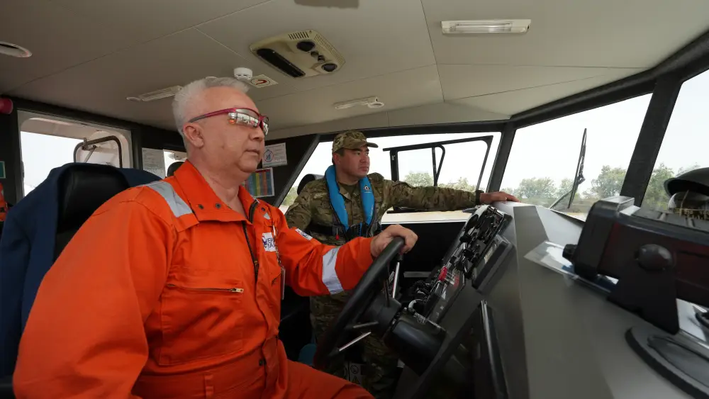 В казахстанском секторе Каспийского моря укрепляют аварийно-спасательную инфраструктуру (8)