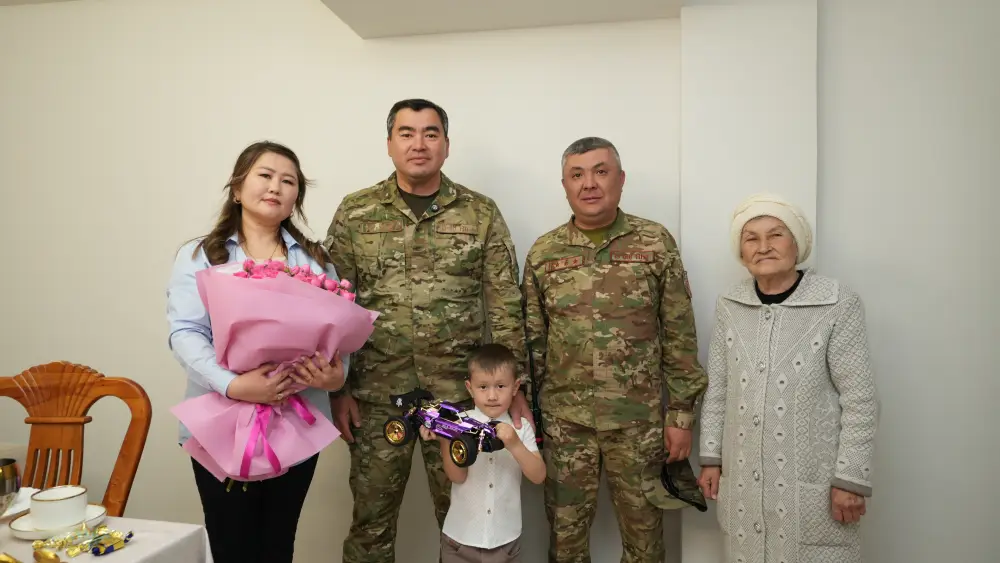 В Акколе улучшают условия для семей военнослужащих МЧС (5)