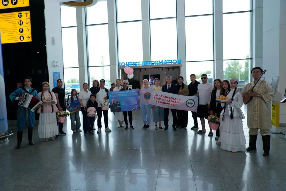 Астанинские гимнастки завоевали медали на чемпионате Азии по прыжкам на батуте в Гонконге Атырау
