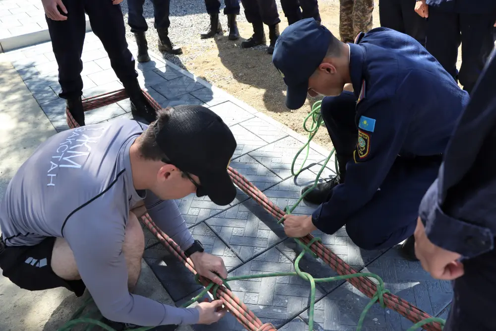 Курсанты МЧС прошли подготовку на модульной спасательной станции в СКО (2)