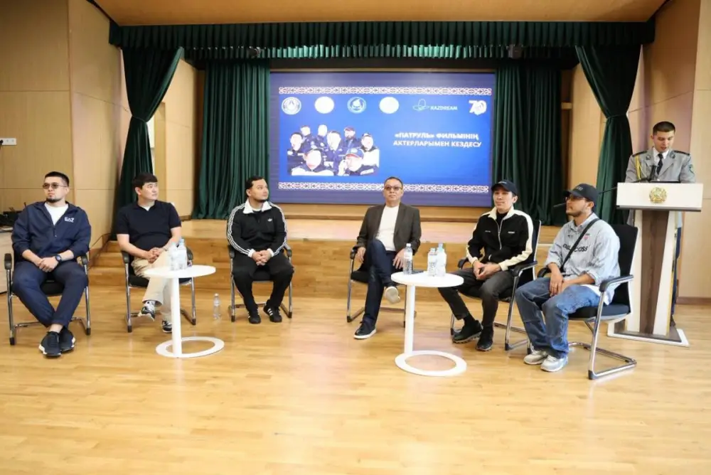 Школьники продемонстрировали навыки в IT на республиканских конкурсах Академии МВД Атырау
