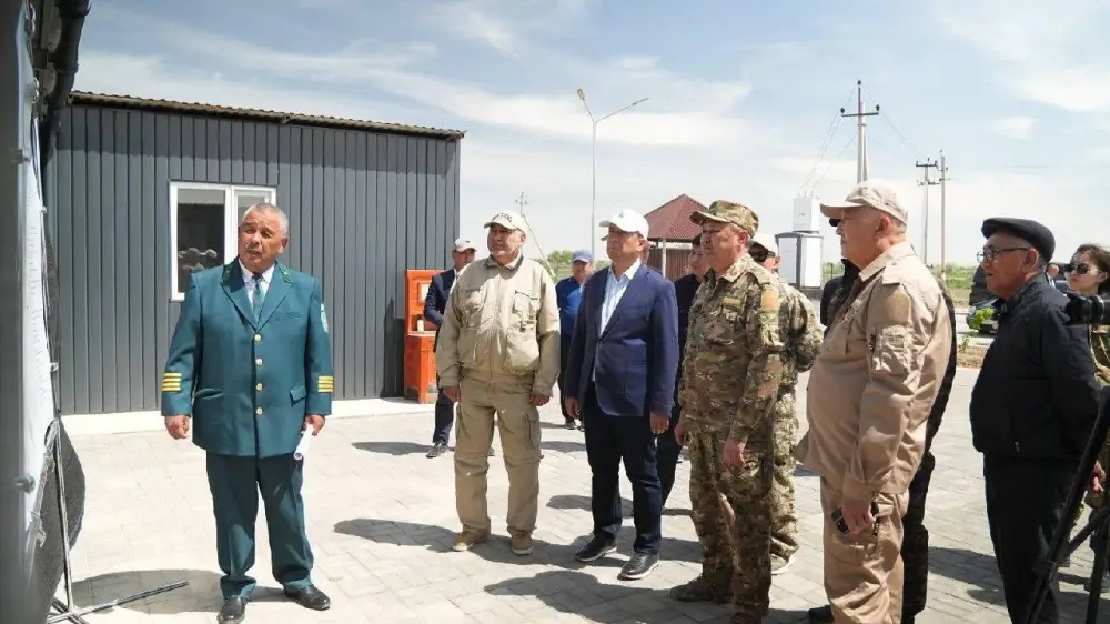 Возвращение жизни на осушенное дно Аральского моря: лесомелиоративные работы охватили 116 тысяч гектаров Атырау