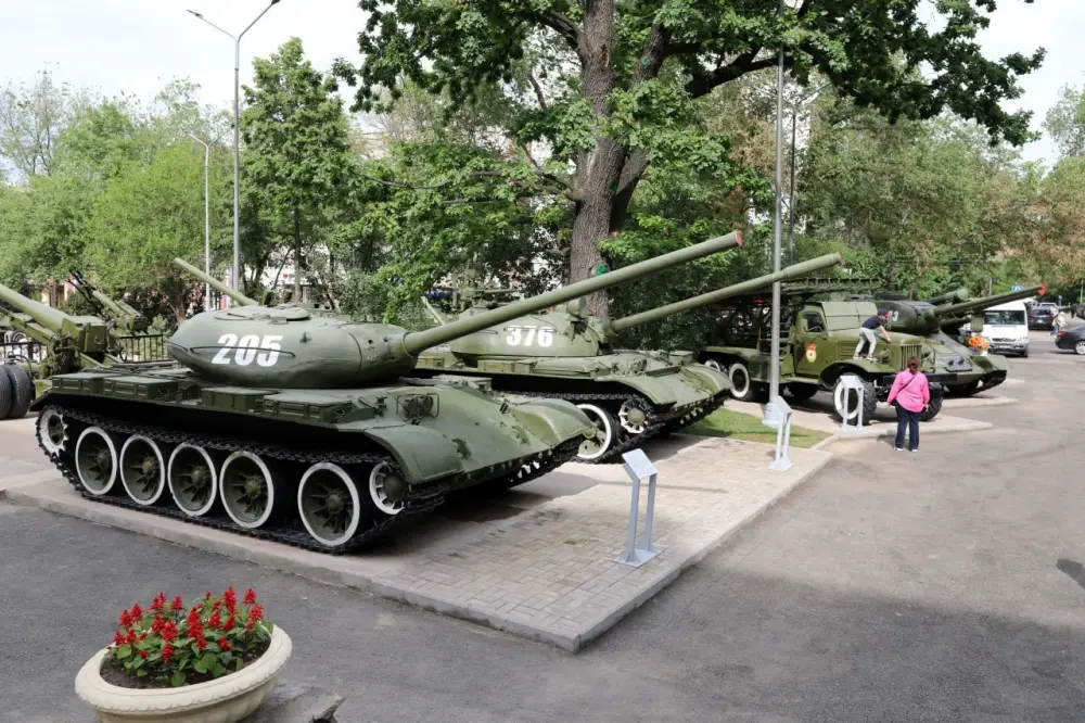 Более 50 тысяч экспонатов: музеи Минобороны знакомят посетителей с военной историей страны (7)