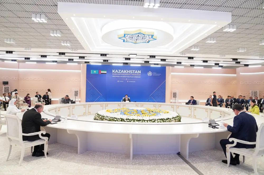 Проект искусственного увеличения осадков в Туркестане Атырау