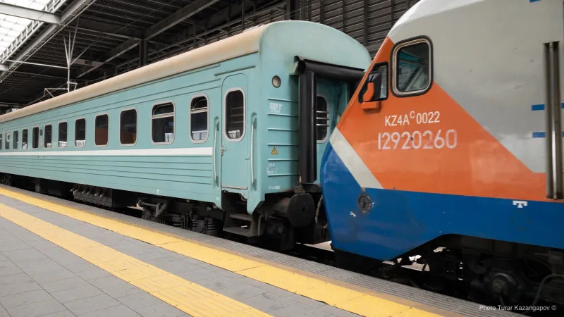 Кошмар на рельсах: Астанчанка, пережившая поездку в ад, получила 3 миллиона за свои 'страшные сны' Атырау