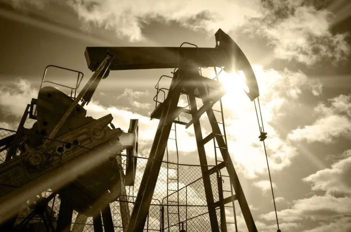Казахстан ограничивает нефтяные поставки в условиях европейских кризисов Атырау