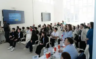 Студенты Казахстана демонстрируют навыки финансовой грамотности на республиканской олимпиаде