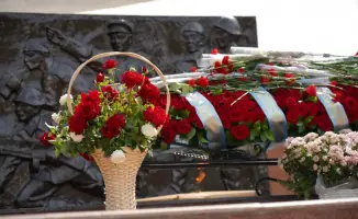 В Туркестане прошла памятная акция, посвященная вкладу казахстанцев в победу во Второй мировой войне