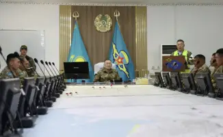 Обсуждение боевой готовности и технологического переоснащения армии на заседании Минобороны в Алматы