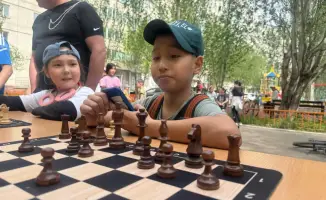 Шахматный турнир в Астане как способ укрепления дружеских связей среди жителей
