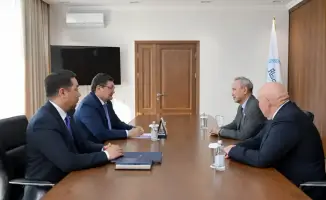 Аким области обсудил развитие спорта с деятелями и анонсировал турнир по мини-футболу