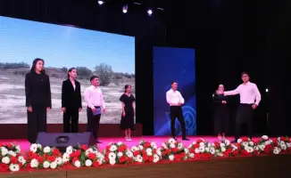 Литературно-музыкальный вечер в Туркестане укрепляет культурные традиции через творчество Касымхана Бегманова