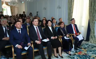 Казахи Европы встретились в Париже