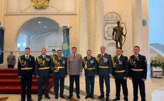 Герой среди огней: водитель ДЧС ВКО спас детей и получил медаль за мужество