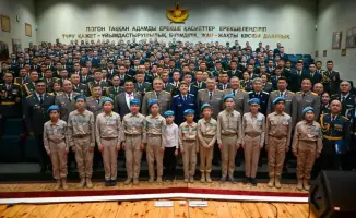 В Военном колледже Астаны прошла встреча кадетов с ветеранами прокуратуры, укрепляющая правовую грамотность и гражданскую сознательность