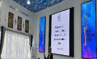 Студенты обсуждают защиту от манипуляций и важность критического мышления на мероприятии
