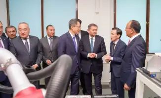 Открытие Международного центра мастерской Лу Бань в ЕНУ: новые возможности для студентов и развитие технологий будущего