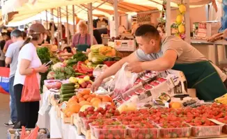 В четырех районах Алматы в праздничные дни продолжат работу продовольственные ярмарки