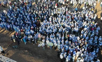 В Макатском районе более 2000 человек приняли участие в марафоне чистоты, объединяющем жителей в борьбе за чистоту и сохранение окружающей среды.