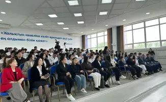 Динара Таженова провела тренинг по новой Конституции для студентов Кокшетауского университета