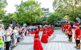 Государственный ансамбль танца «Бірлік» открыл 36-й Макаоский фестиваль искусств с программой о традициях Казахстана и Китая