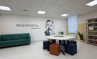Выпускники Акмолинской области начинают новый этап жизни после последнего звонка