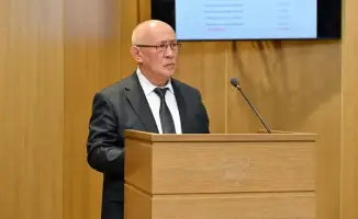 Обсуждение вакантных должностей и кадровой стабильности на заседании кадровой комиссии