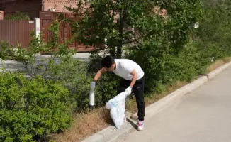 В Атырау прошла акция «ECO Plogging»: более 50 активистов убирали мусор на набережной во время бега