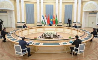 Токаев: Интернет как арена для новых угроз безопасности