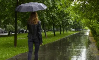 Казахстан под дождевым одеялом: грозы и ветер в воскресенье, 10 мая