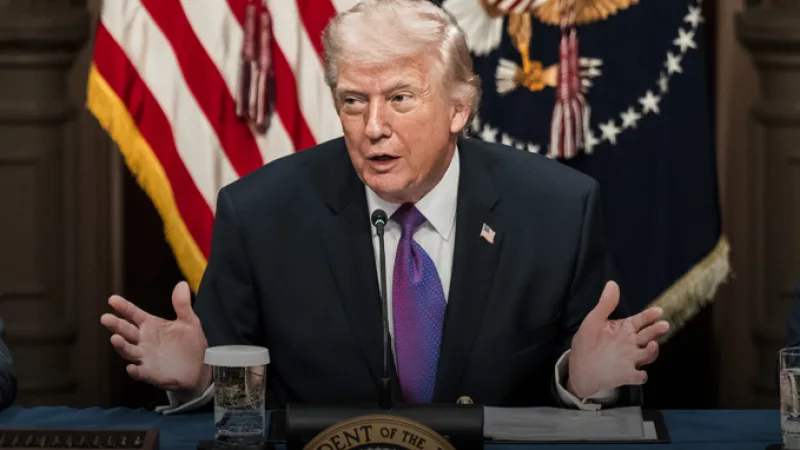 Трамп угрожает Ирану уничтожением: возможные последствия для международной безопасности в Ормузском проливе Атырау