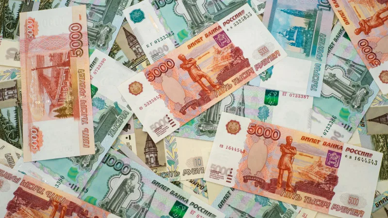 Казахстан сталкивается с валютной нестабильностью: резкий рост спроса на рубли может привести к экономическим последствиям Атырау