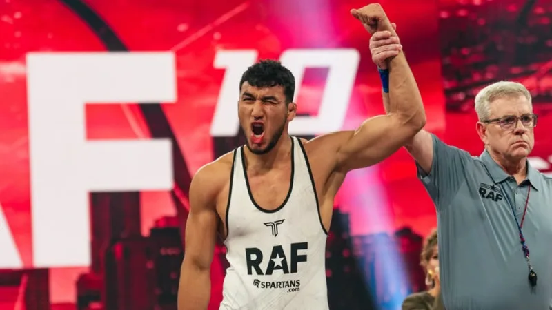 Казахстанский чемпион: первая победа в лиге RAF! Атырау