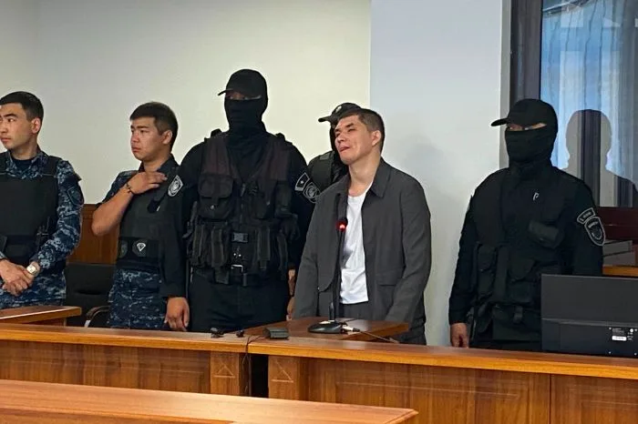 Сарсемалиев на суде в Алматы: 'Я не убивал невиновных' Атырау