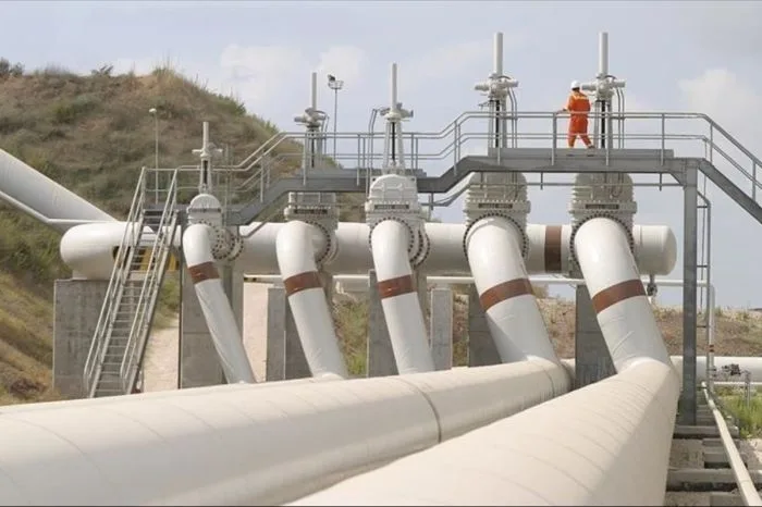 Казахстан призывает увеличить объемы поставок нефти на фоне растущего спроса на мировом рынке. Официальные представители страны подтвердили, что переговоры с международными партнерами уже начались. В условиях нестабильной глобальной экономики Казахстан ст Атырау