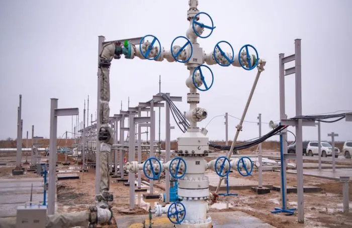 На Рожковском месторождении планируют увеличить добычу газа: возможные социальные последствия для местных жителей Атырау