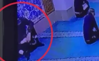 Кража сотового телефона в мечети Астаны зафиксирована на видео
