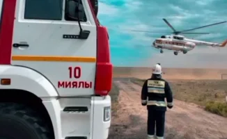 Экстренная эвакуация: пациента в тяжелом состоянии вертолетом доставили из Миялы в Атырау