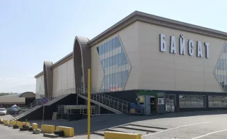 Рынок 'Байсат': от сына к акимату — что дальше?