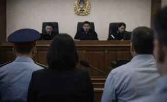 В Атырау вынесен приговор по делу о незаконном получении квартир вне очереди. Суд признал виновными нескольких чиновников, которые злоупотребили служебным положением. В результате судебного разбирательства им назначены различные меры наказания, включая ли