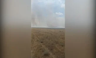Пламя охватило степи Индерского района