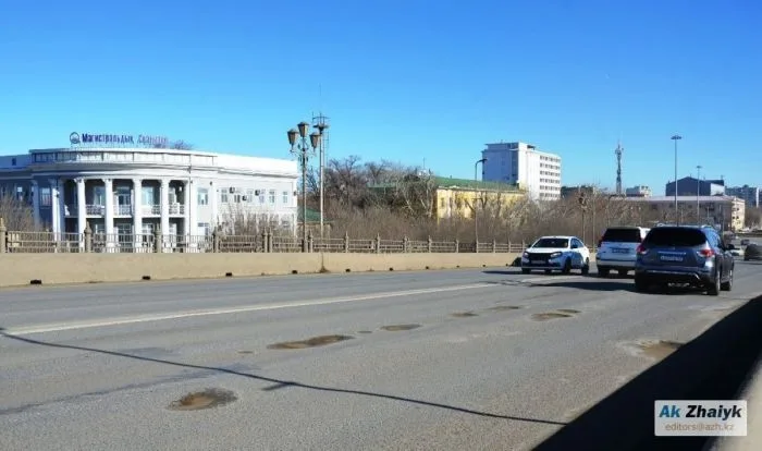 В Атырау утром 6 июня закроют центральный мост: как это повлияет на жизнь горожан? Атырау